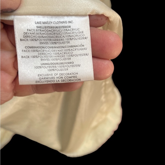 lake Matley  hooded coat. - Picture 8 of 9